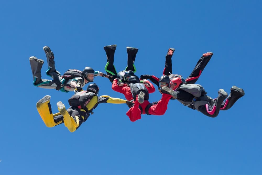 terjun payung dan skydiving